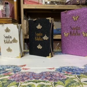 Biblias brillo con stras en RV60